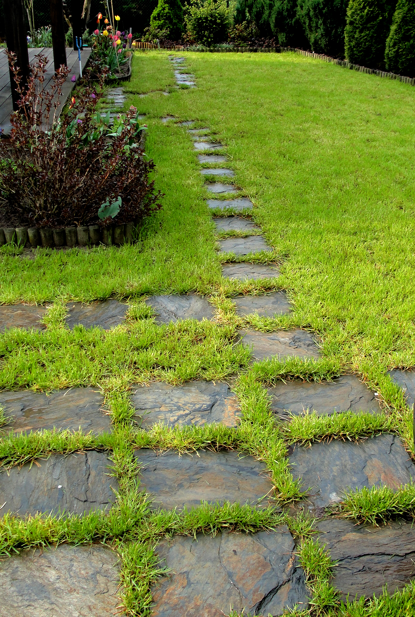 Kamień ścieżkowy cięty czterostronnie szerokość 20 cm (ok. 604 zł brutto/m2) - obrazek 3