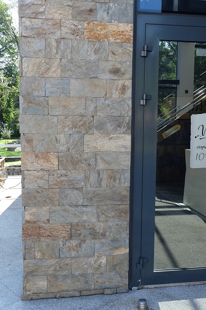 Kamień elewacyjny cięty czterostronnie szerokość 12 cm (ok. 397 zł brutto/m2) - obrazek 9